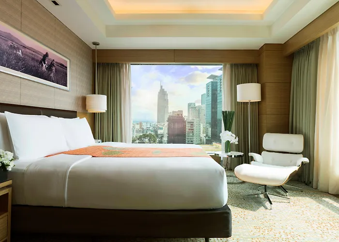 Jw Marriott And Suites Saigon